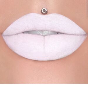 NIB Jeffree Star Velvet Trap Lipstick in God's Gift